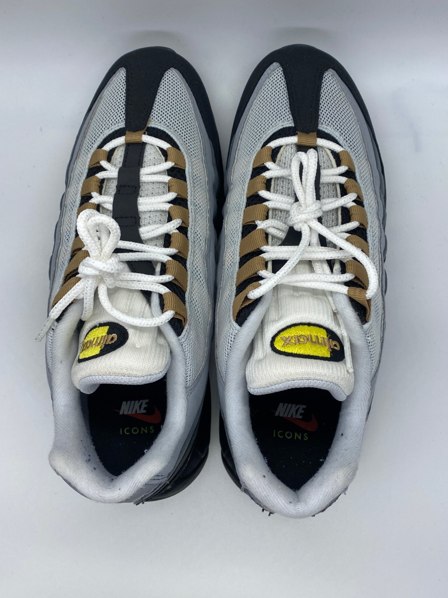 Nike Air Max 95 Icons Yellow Strike (2023) photo 3
