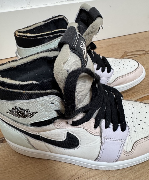 Air Jordan WMNS 1 Zoom CMFT Easter (2021)