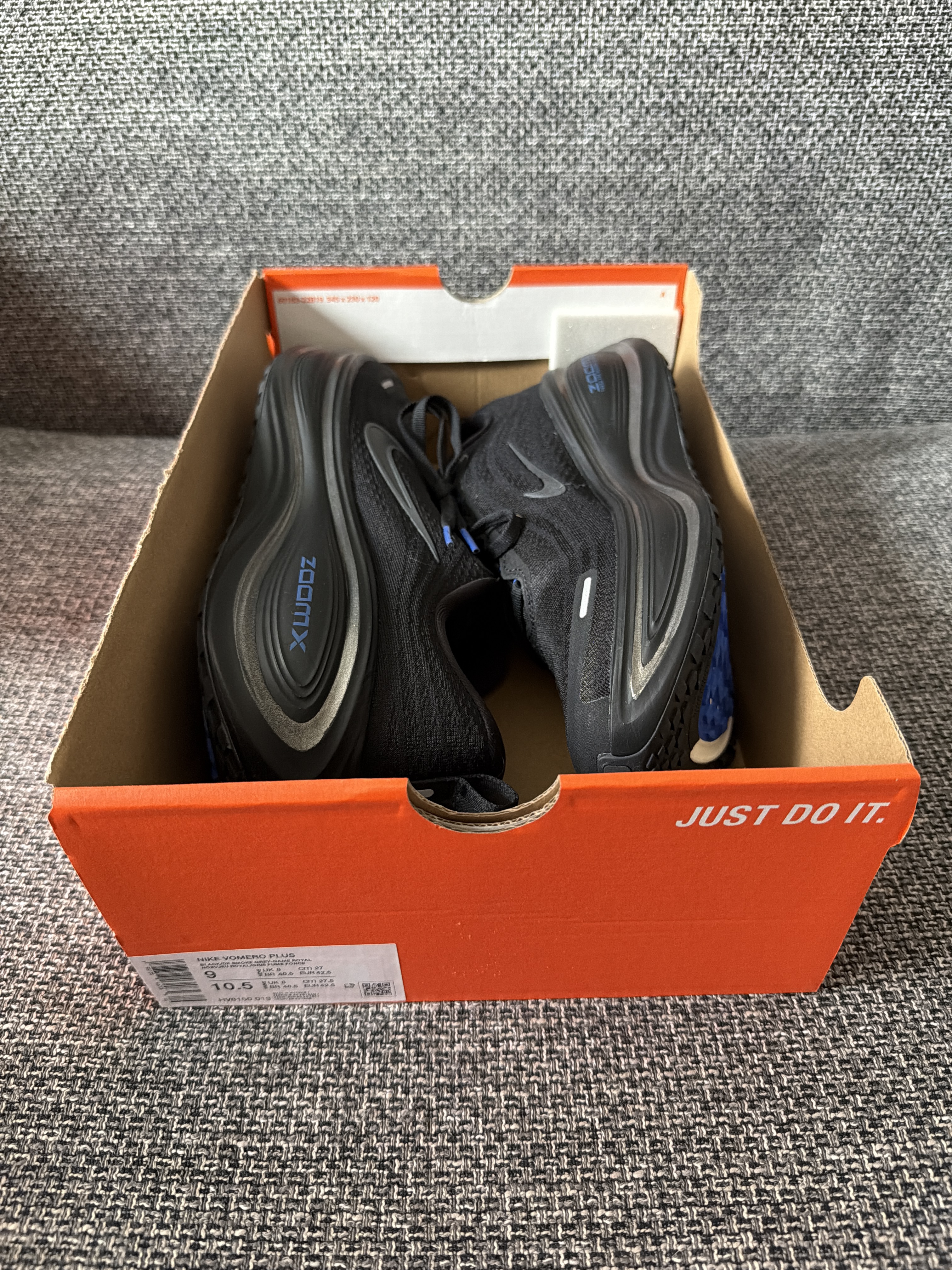 Nike Vomero Plus 'Black Game Royal' (2026) photo 8