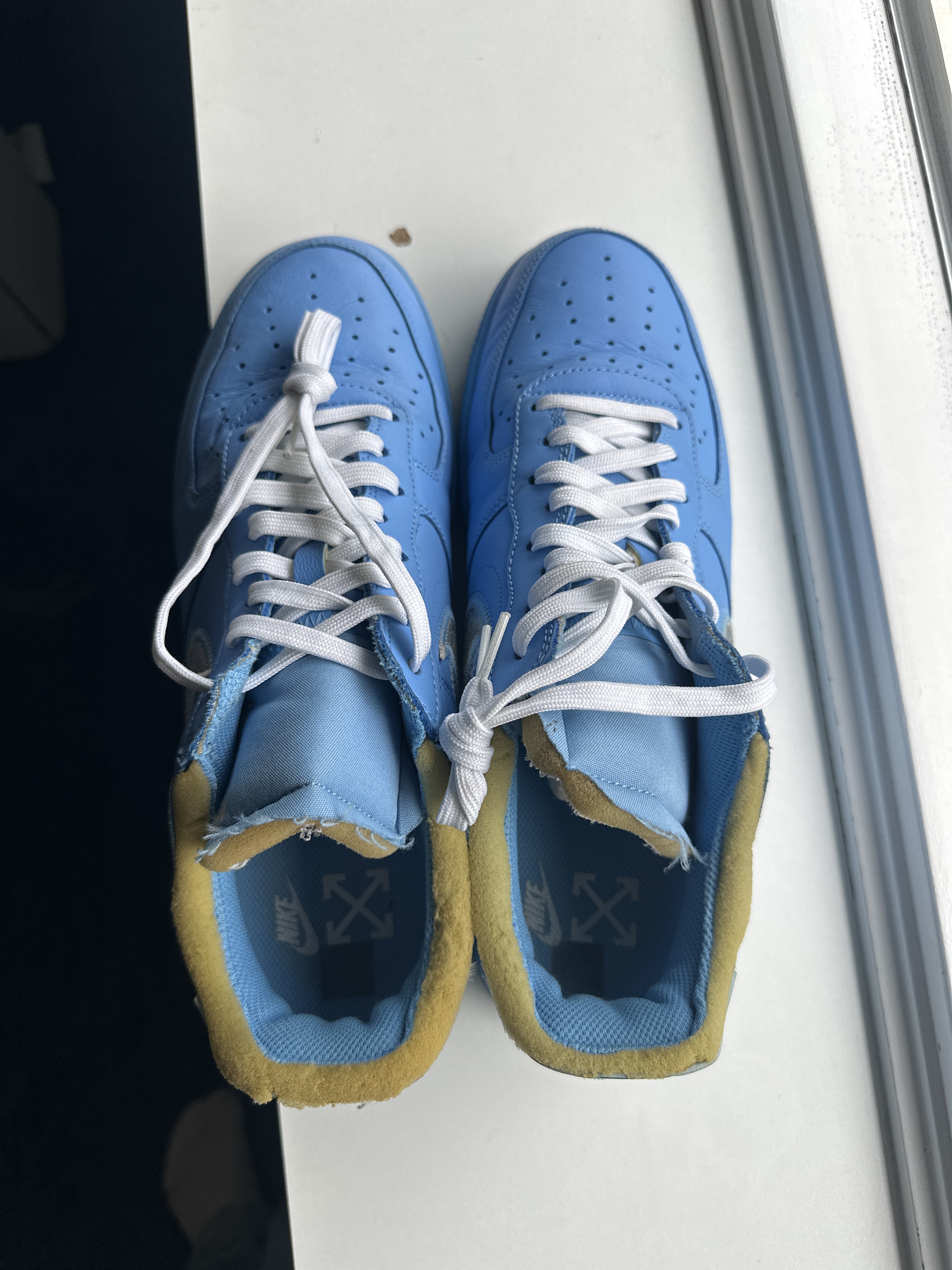 Nike x Off-White Air Force 1 Low MCA University Blue (2019) photo 3