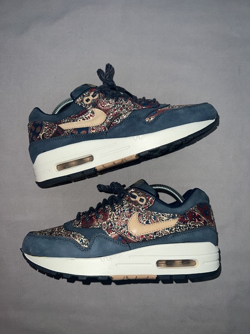 Nike x Liberty of London Air Max 1 WMNS Armory Navy