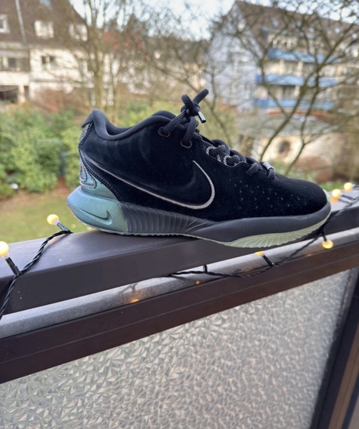 Nike LeBron 21 GS 'Tahitian' (2023)