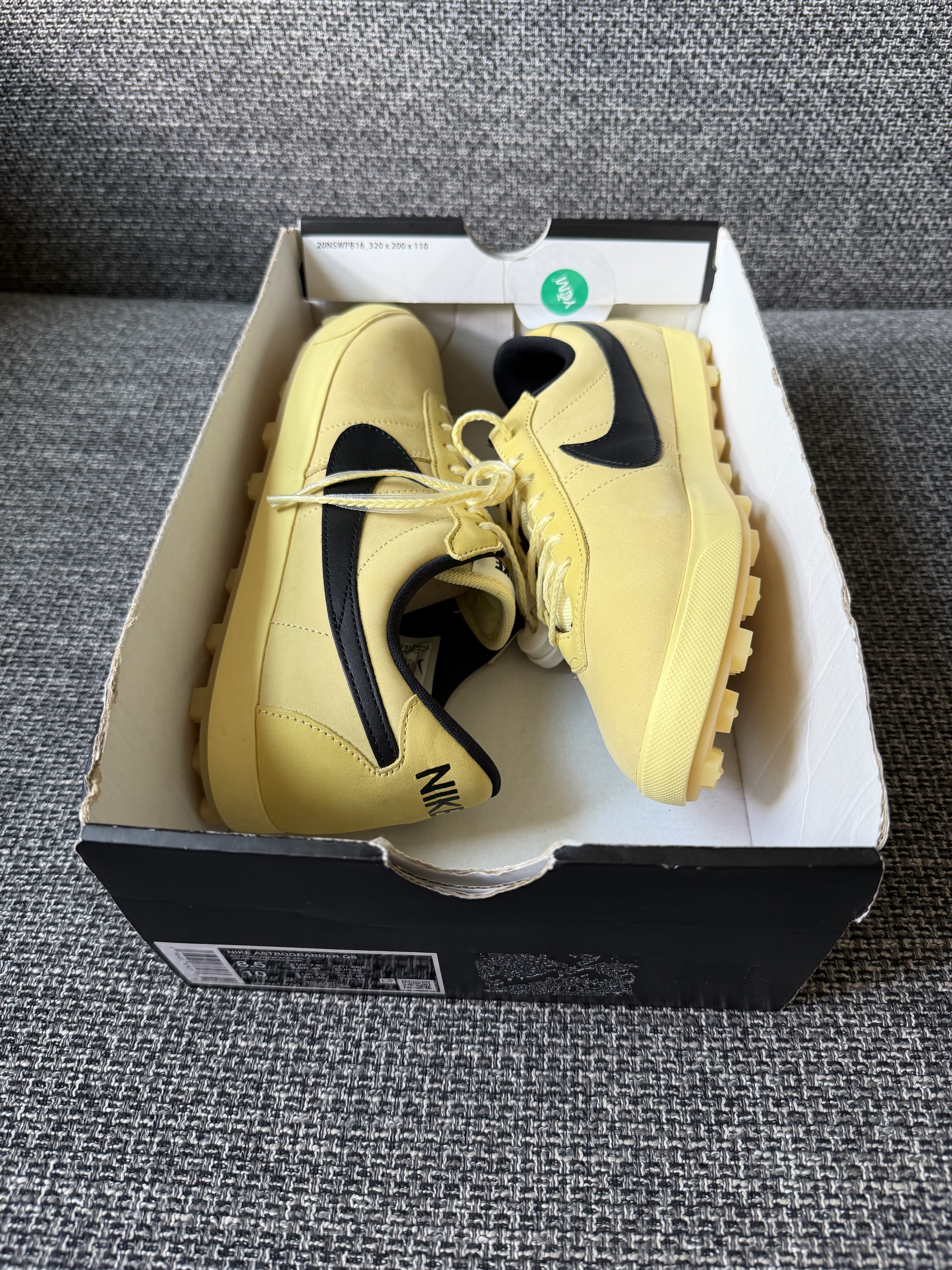 Nike Astrograbber QS 'Soft Yellow' (2025) photo 7