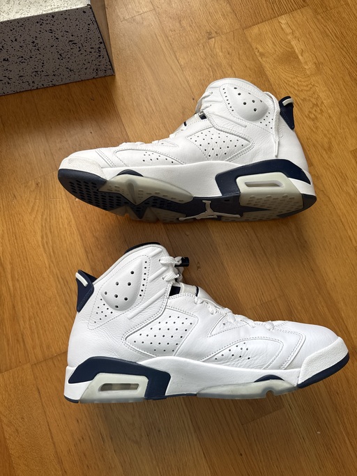 Air Jordan 6 Midnight Navy (2021)