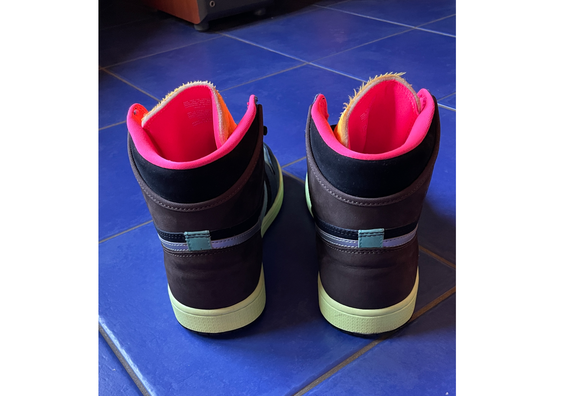 Air Jordan 1 High OG 'Bio Hack' (2020) photo 4