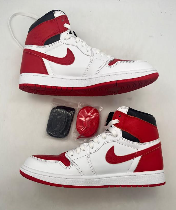 Air Jordan 1 High Heritage 'White Red' (2022) photo 1