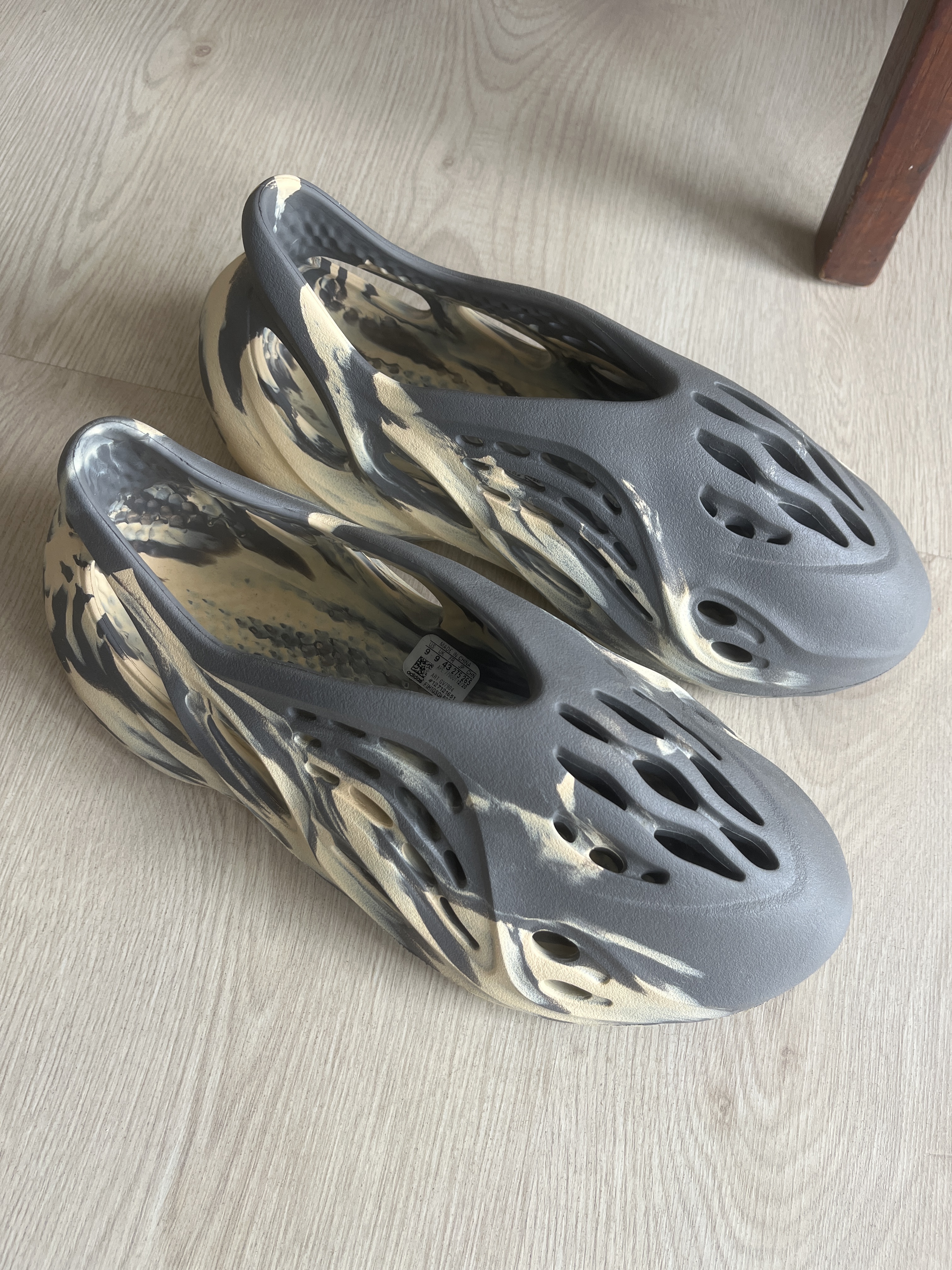 Yeezy Foam Runner MXT 'Moon Grey' (2021) photo 7