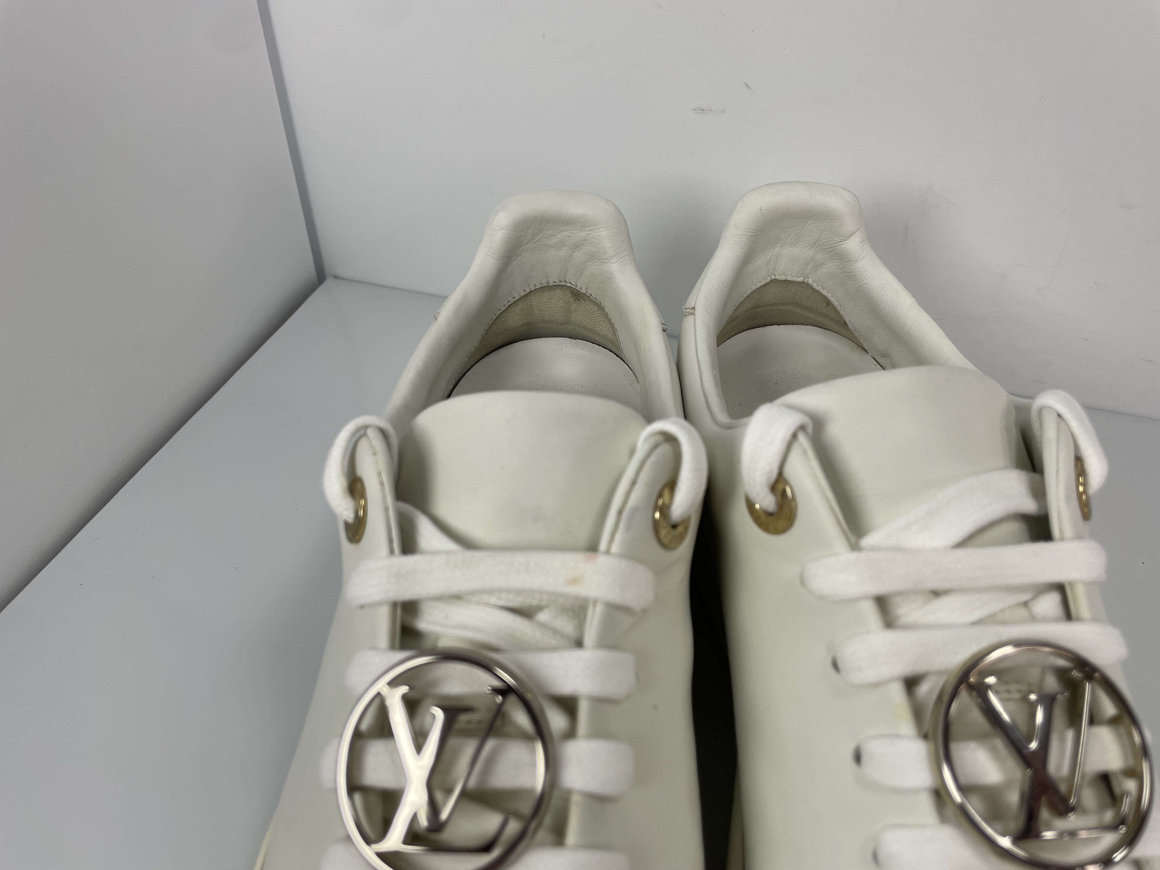 Luxury Louis Vuitton LV Trainer White photo 4