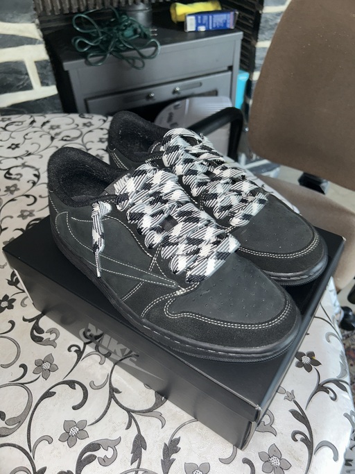 Air Jordan x Travis Scott 1 Low OG 'Black Phantom' (2022)