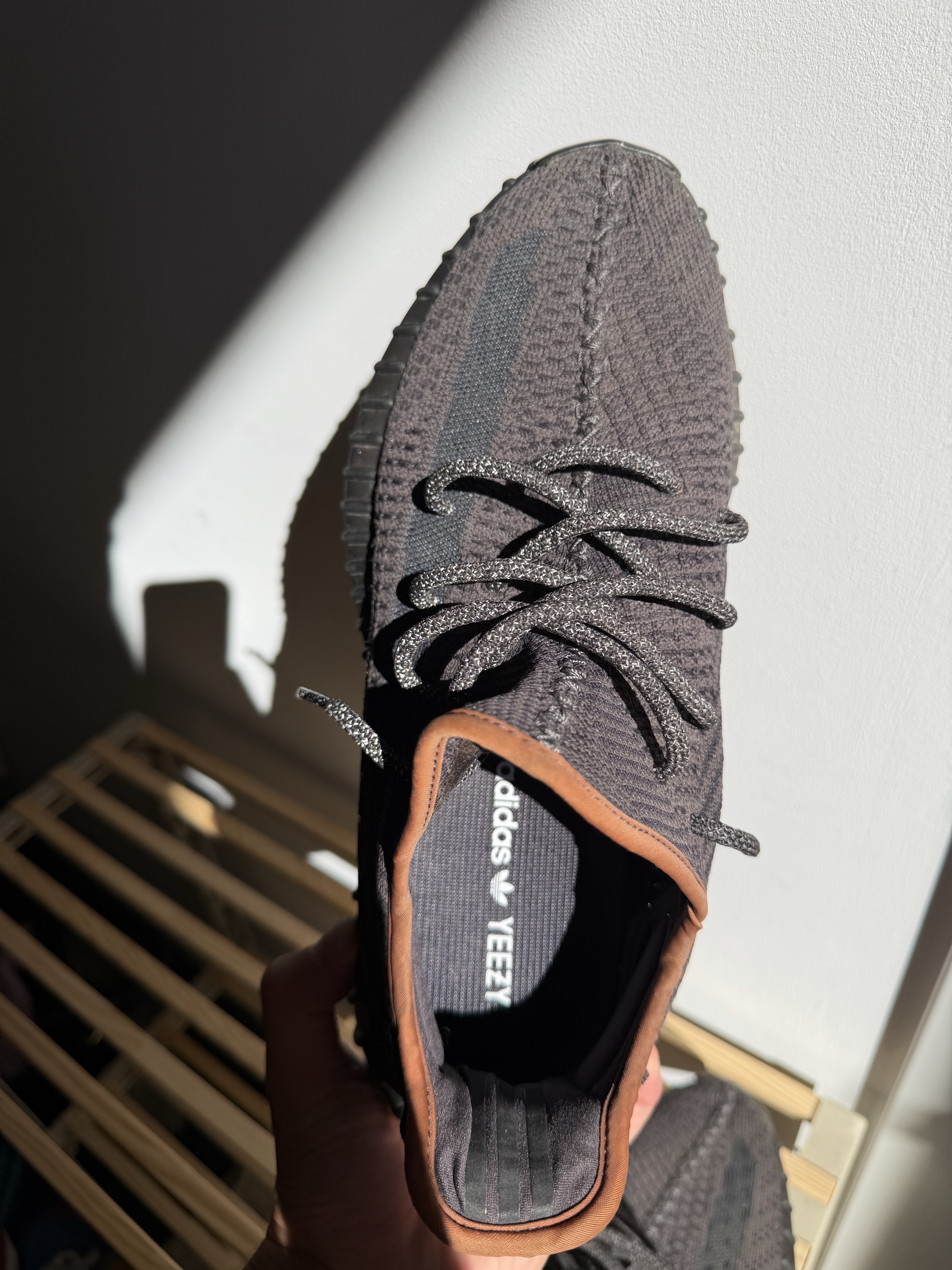 Yeezy Boost 350 V2 'Black' (Non-Reflective) (2019) photo 4