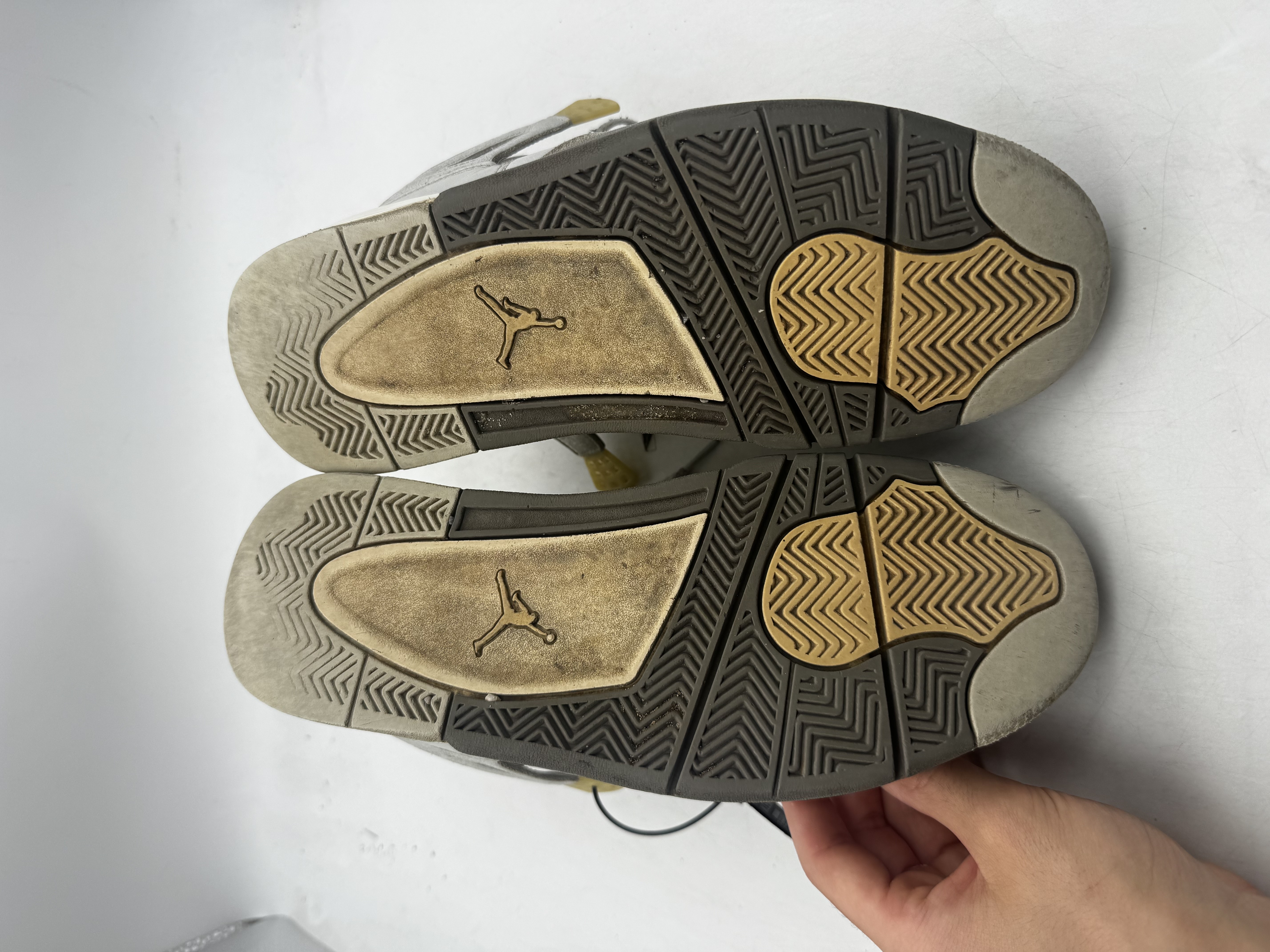 Air Jordan 4 Retro SE 'Craft Photon Dust' (2023) photo 7