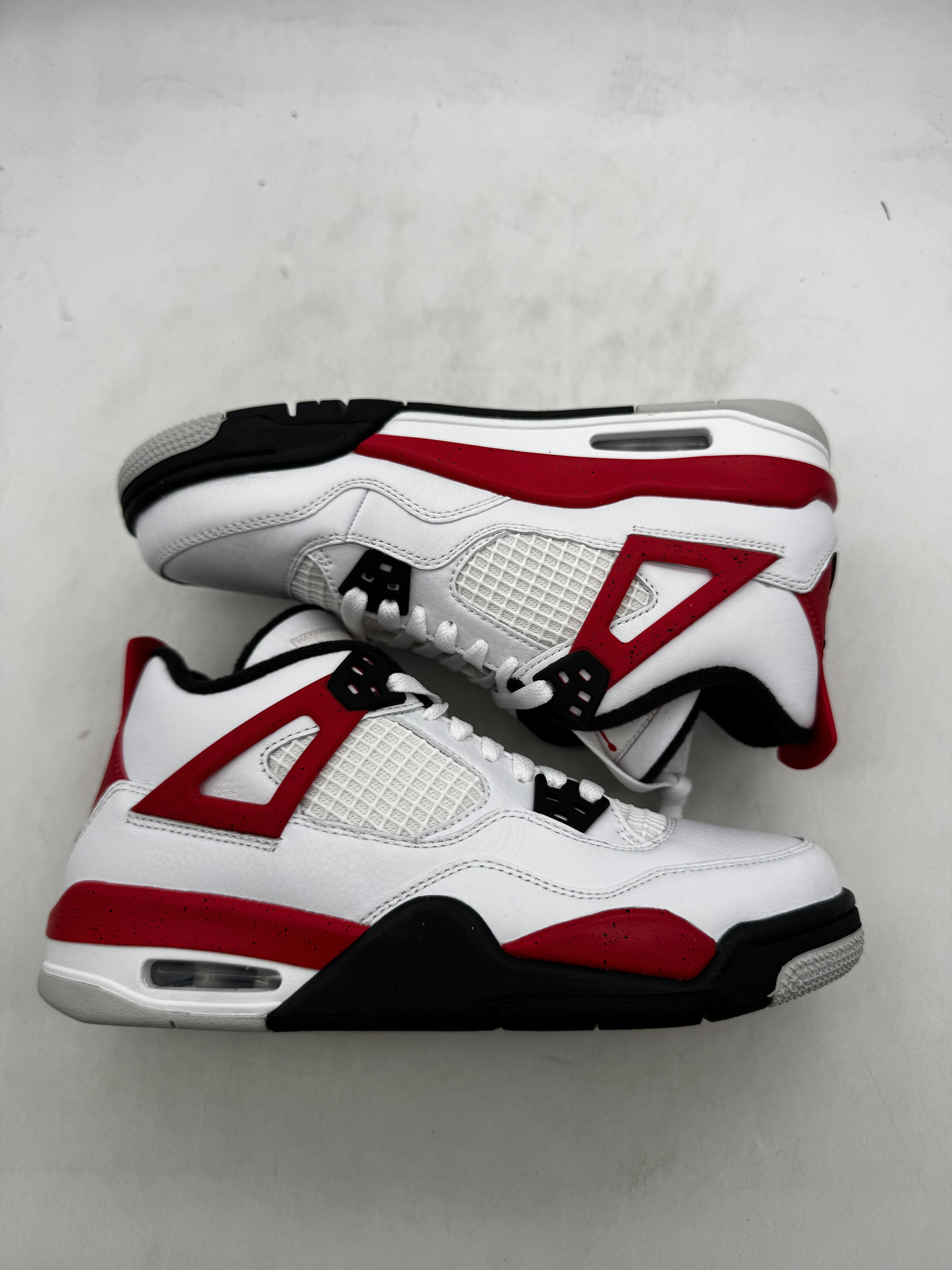 Air Jordan 4 Retro GS 'Red Cement' (2023) photo 1