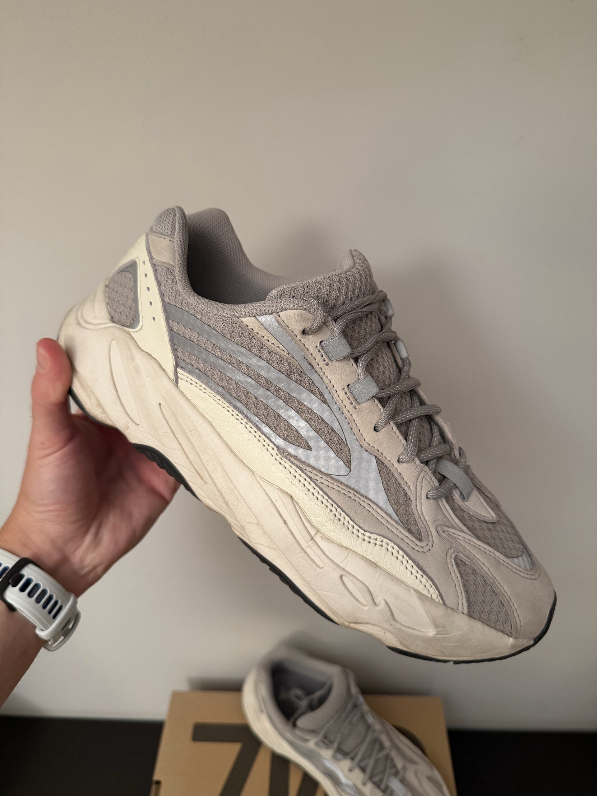 Yeezy Boost 700 V2 'Static' photo 3