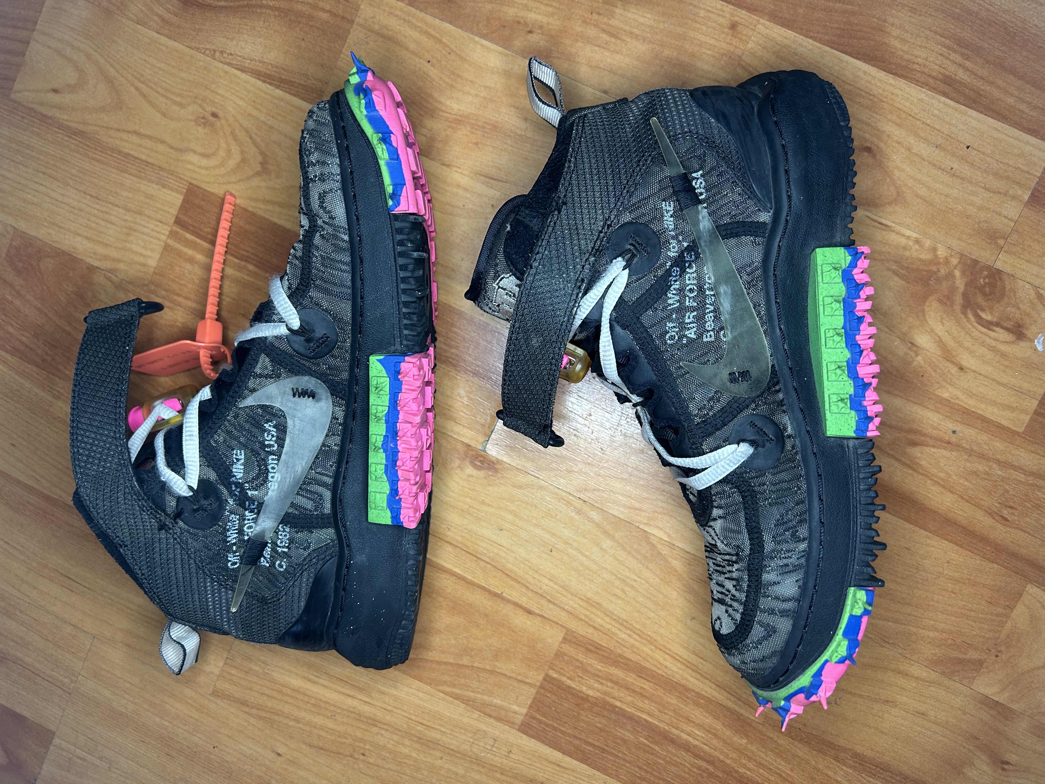 Nike Air Force 1 x Off-White Mid 'Black' (2022) photo 2