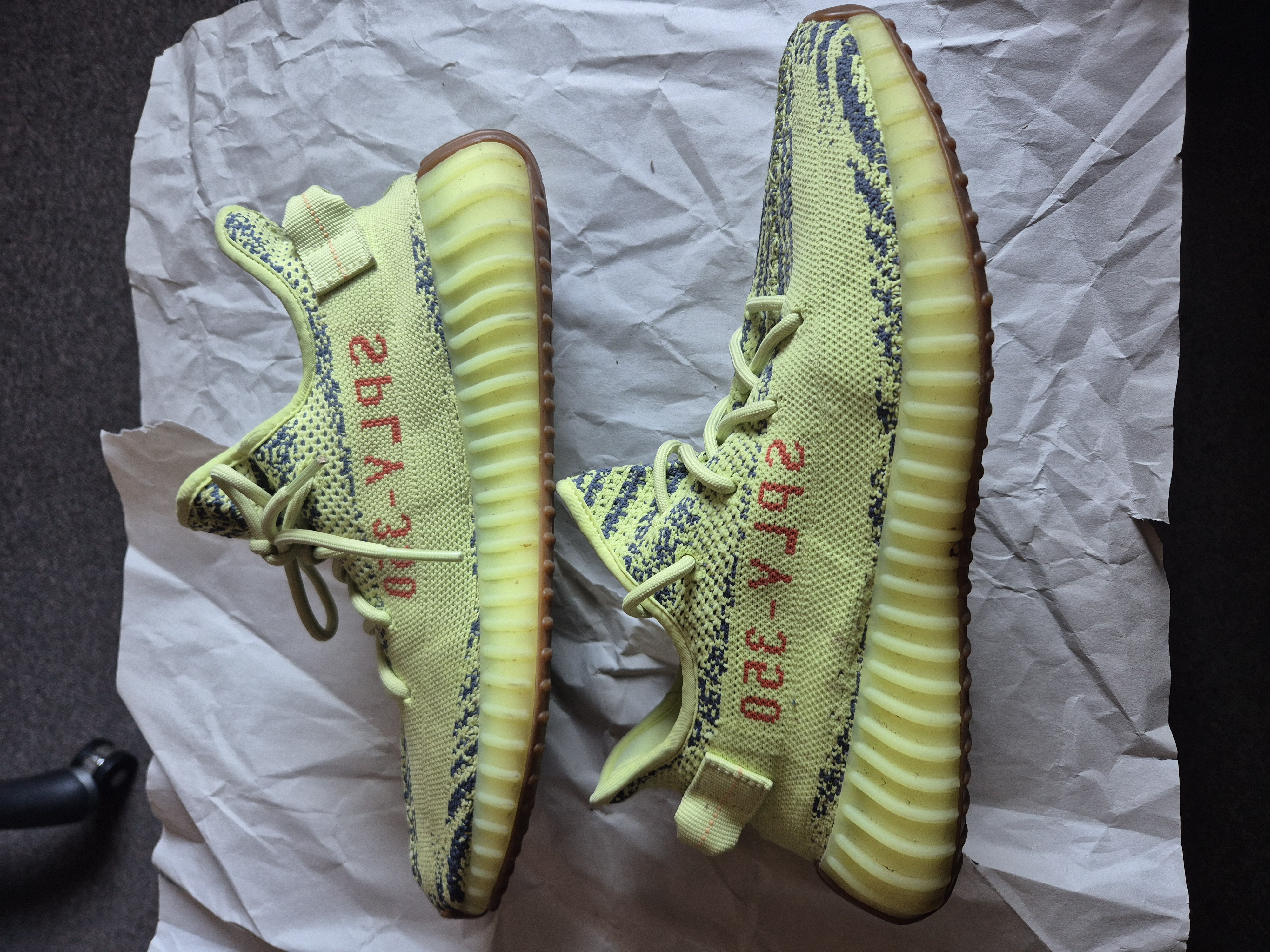 Yeezy Boost 350 V2 'Semi Frozen Yellow' photo 1