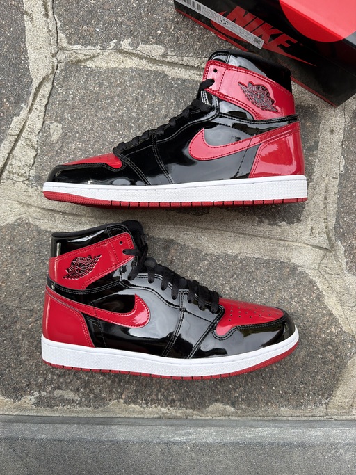 Air Jordan 1 Retro High OG 'Bred Patent' (2021)