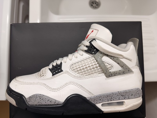 Air Jordan 4 OG 'White Cement' (2025)