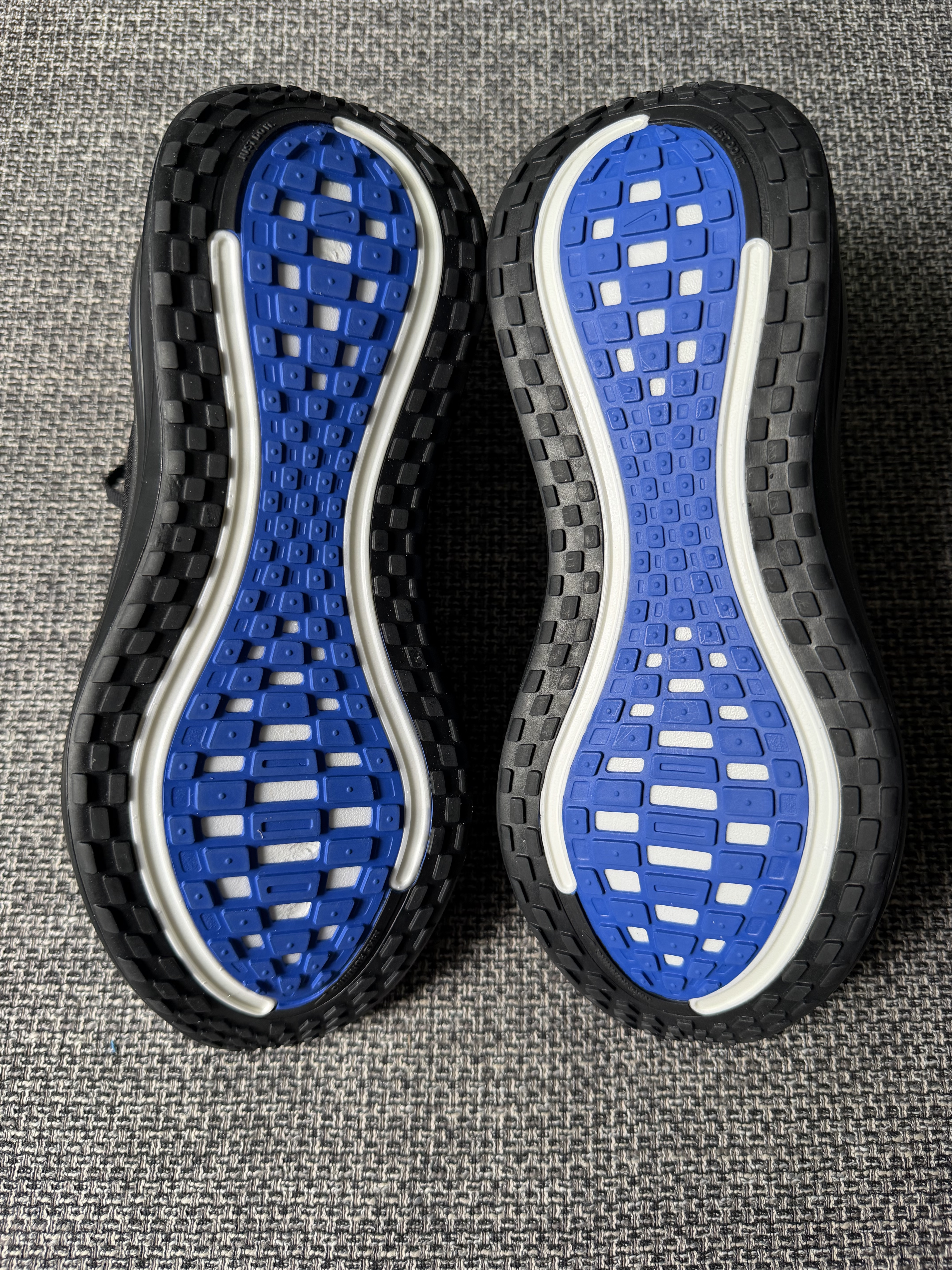 Nike Vomero Plus 'Black Game Royal' (2026) photo 6
