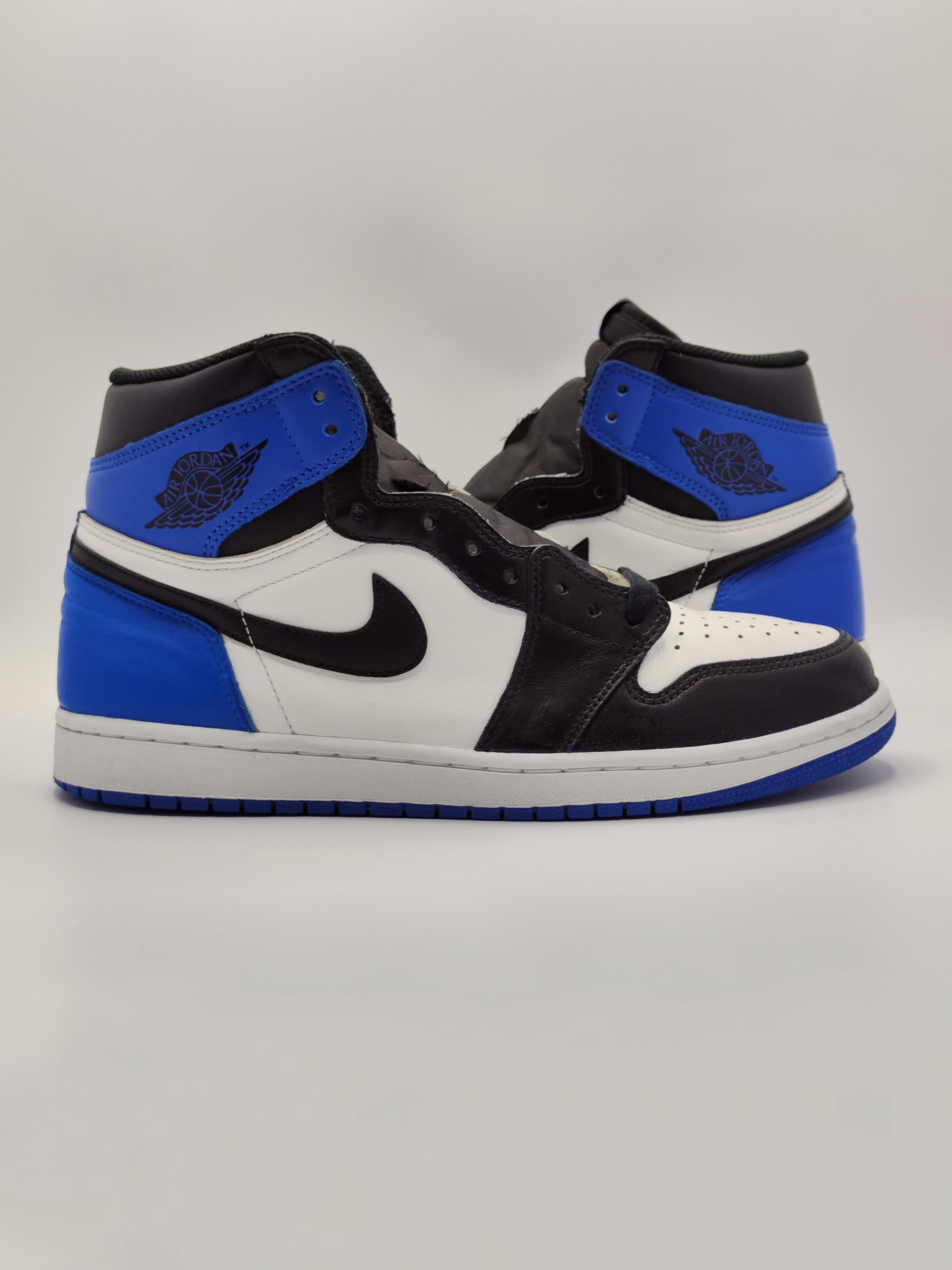 Air Jordan 1 Retro High OG 'Game Royal' (2018) photo 1