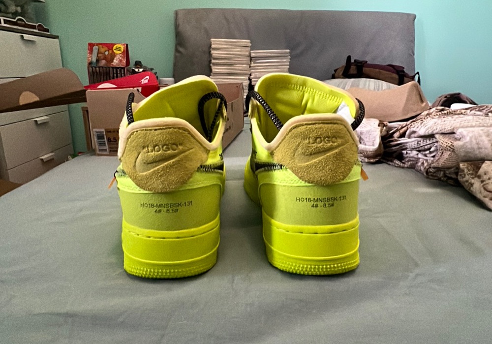 Nike x Off-White Air Force 1 Low 'Volt' (2018) photo 4