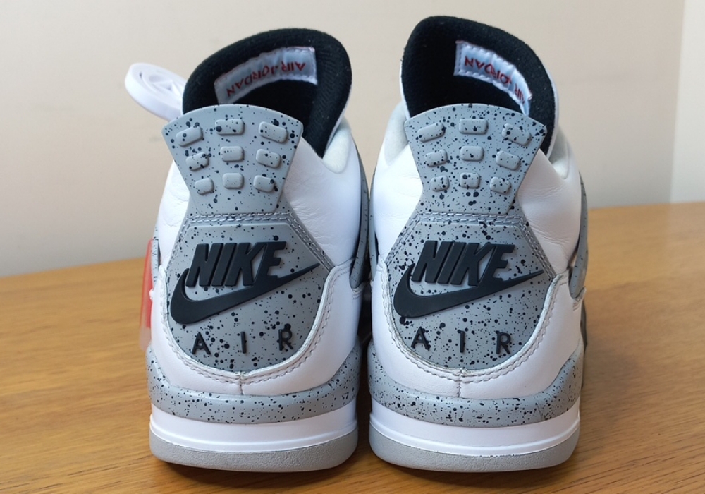 Air Jordan 4 Retro White Cement (2016) photo 4