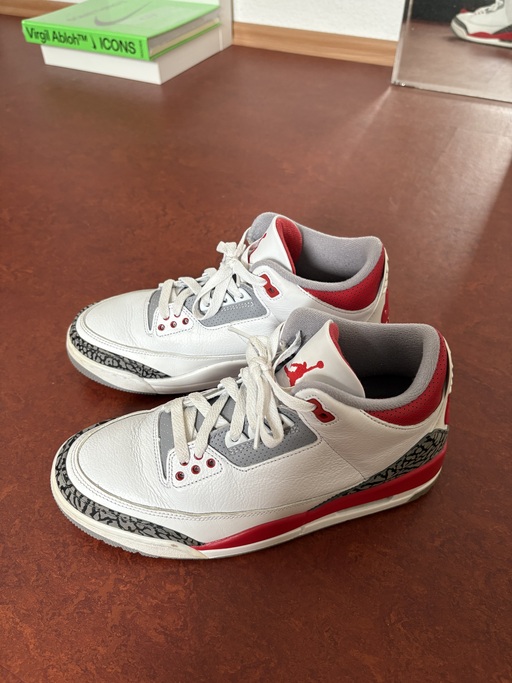 Air Jordan 3 OG 'Fire Red' (2022)