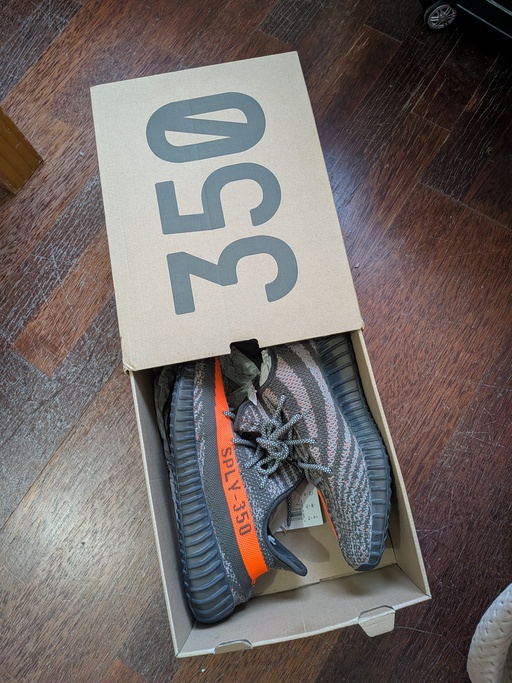 Yeezy Boost 350 V2 'Carbon Beluga'