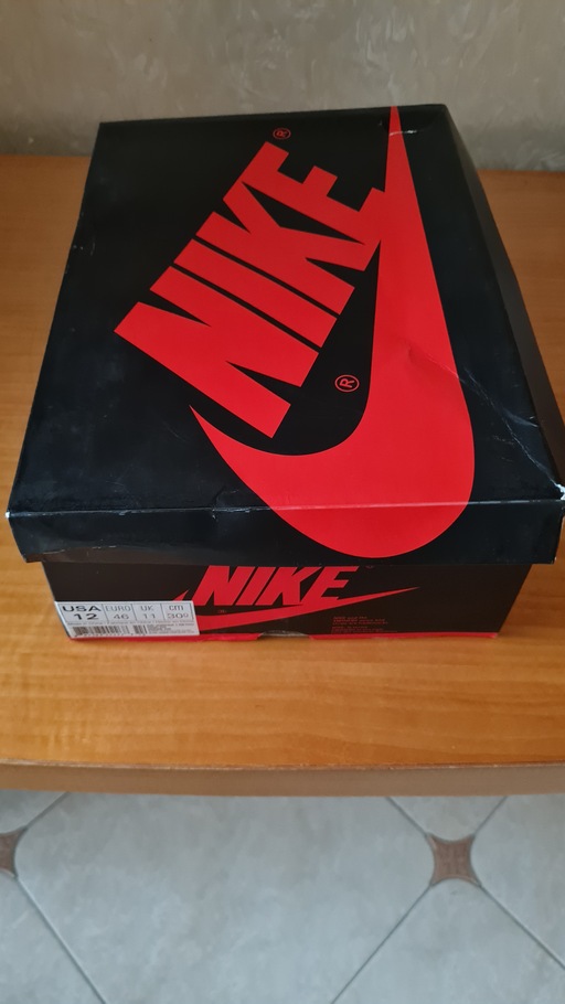 Air Jordan 1 Retro High OG Yellow Ochre "6 Rings" (2018)