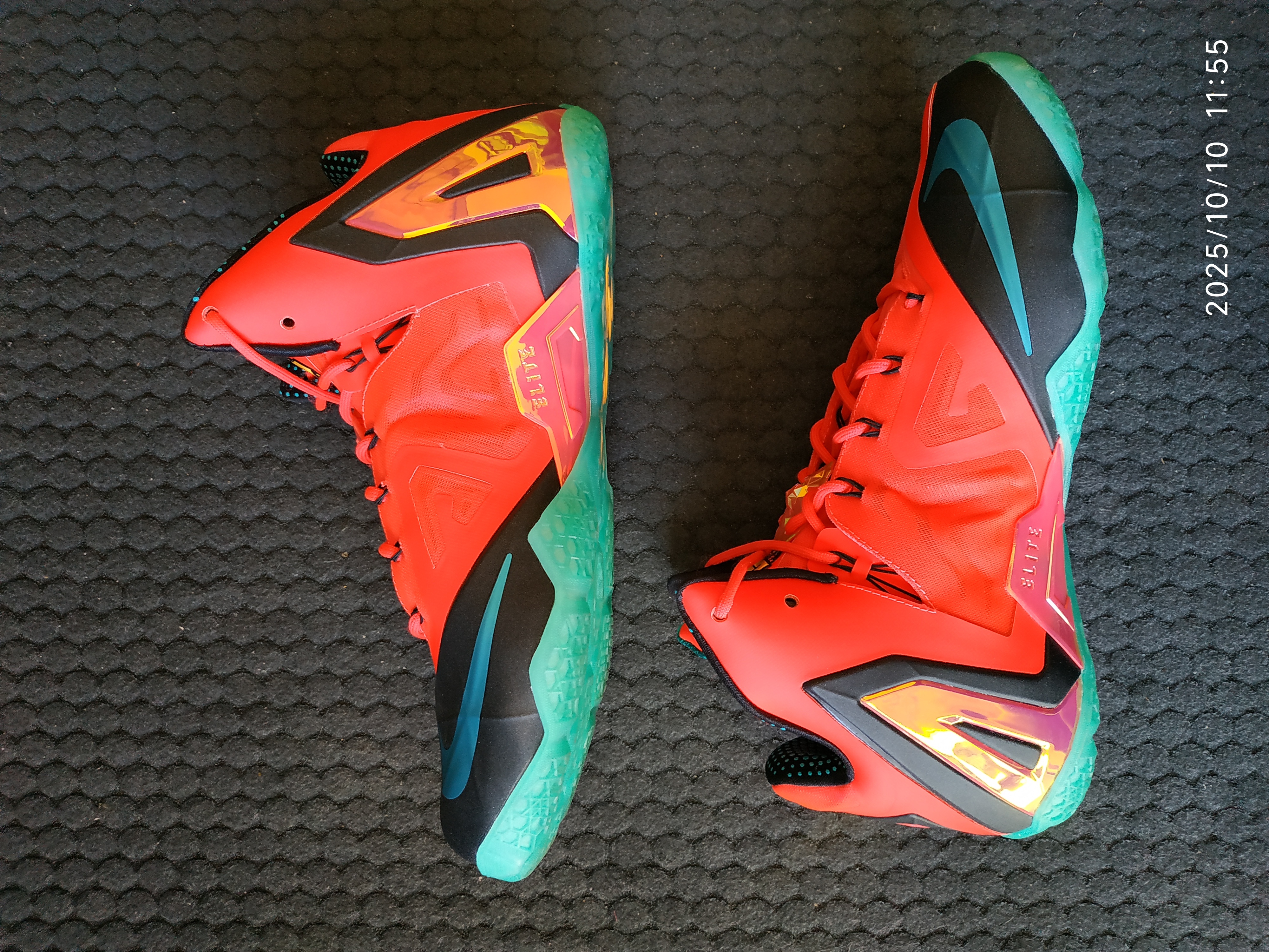 Nike LeBron 11 Elite Hero (2014) photo 2