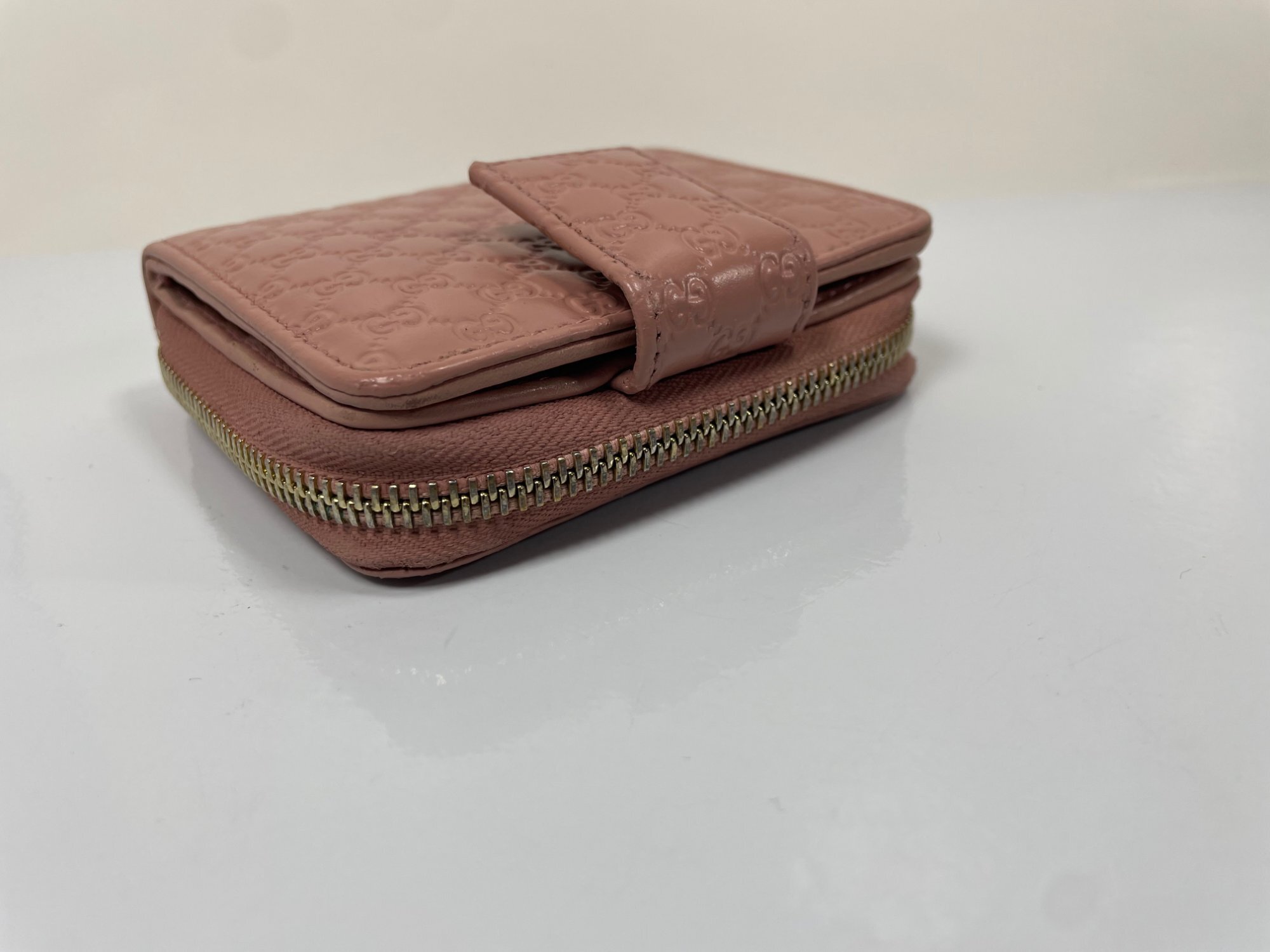 Gucci Microguccissima Compact Wallet photo 3