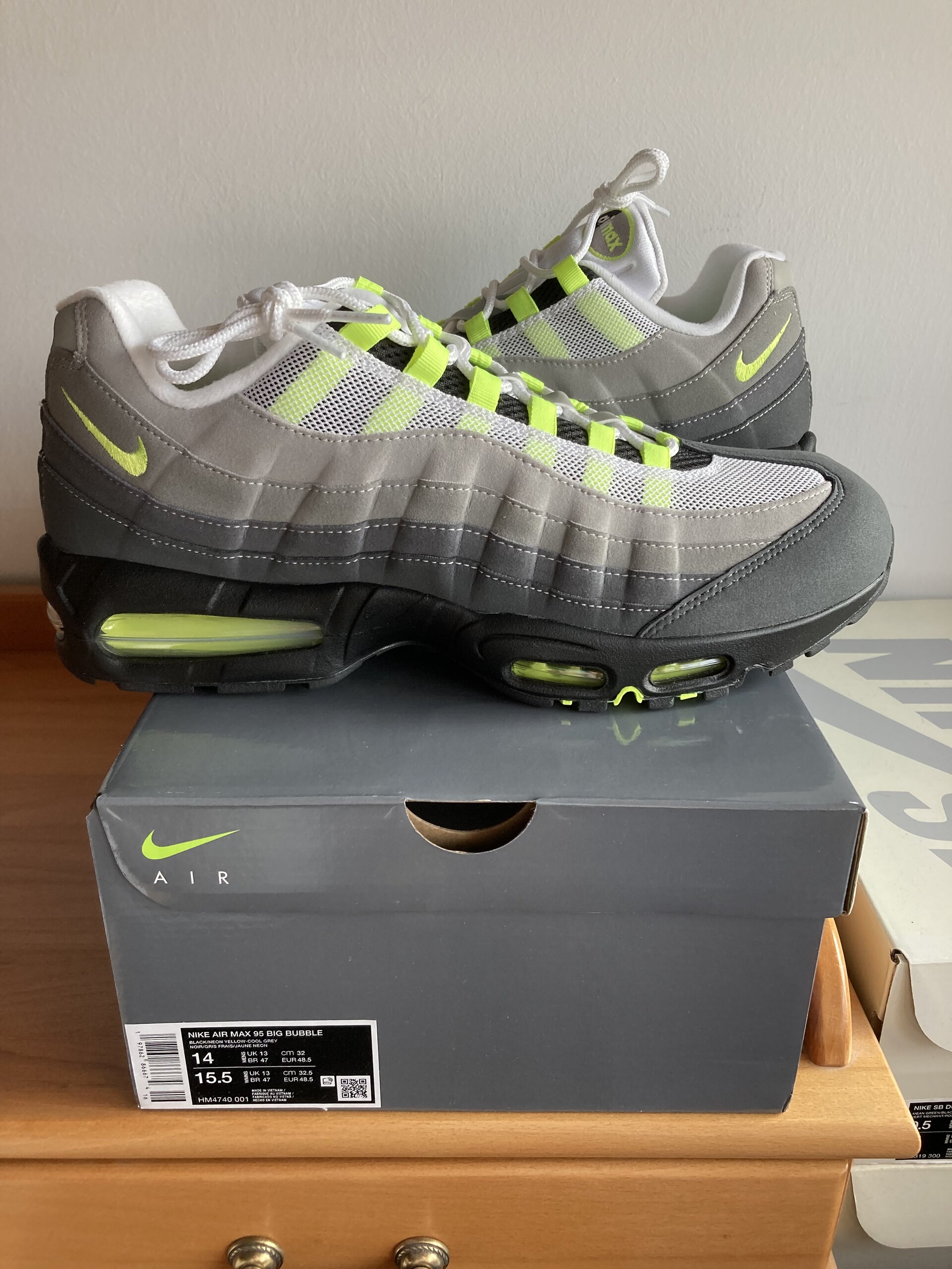 Nike Air Max 95 'Neon' (2025/2026) photo 1