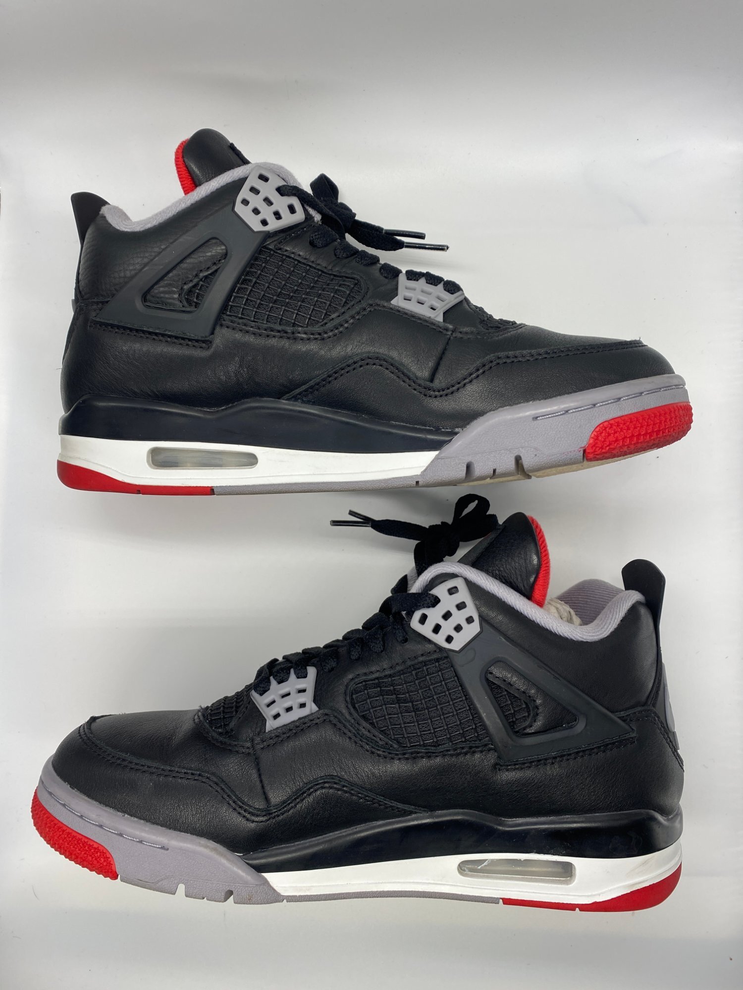 Air Jordan 4 OG 'Reimagined Bred' (2024) photo 2