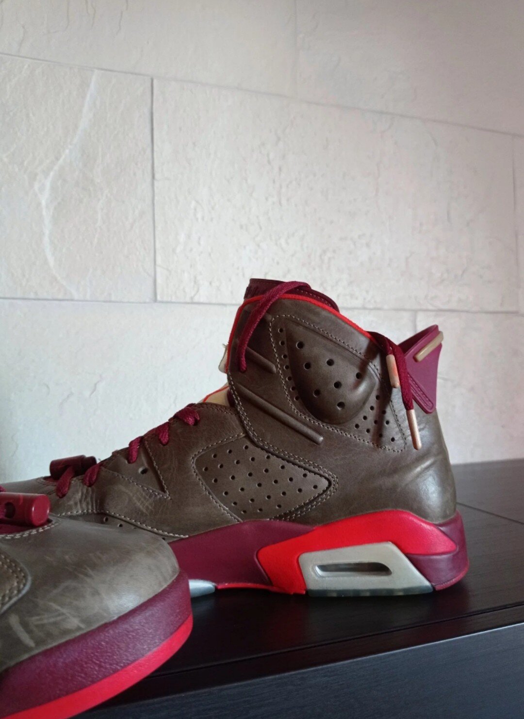 Air Jordan 6 Retro 'Cigar' (2014) photo 9