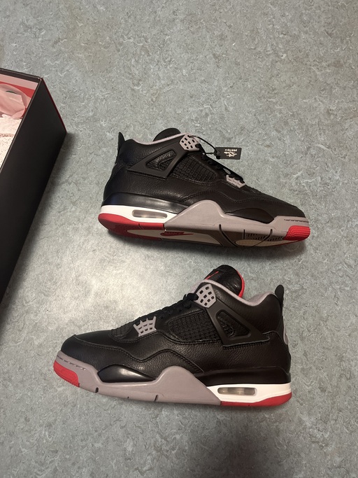 Air Jordan 4 OG 'Reimagined Bred' (2024)