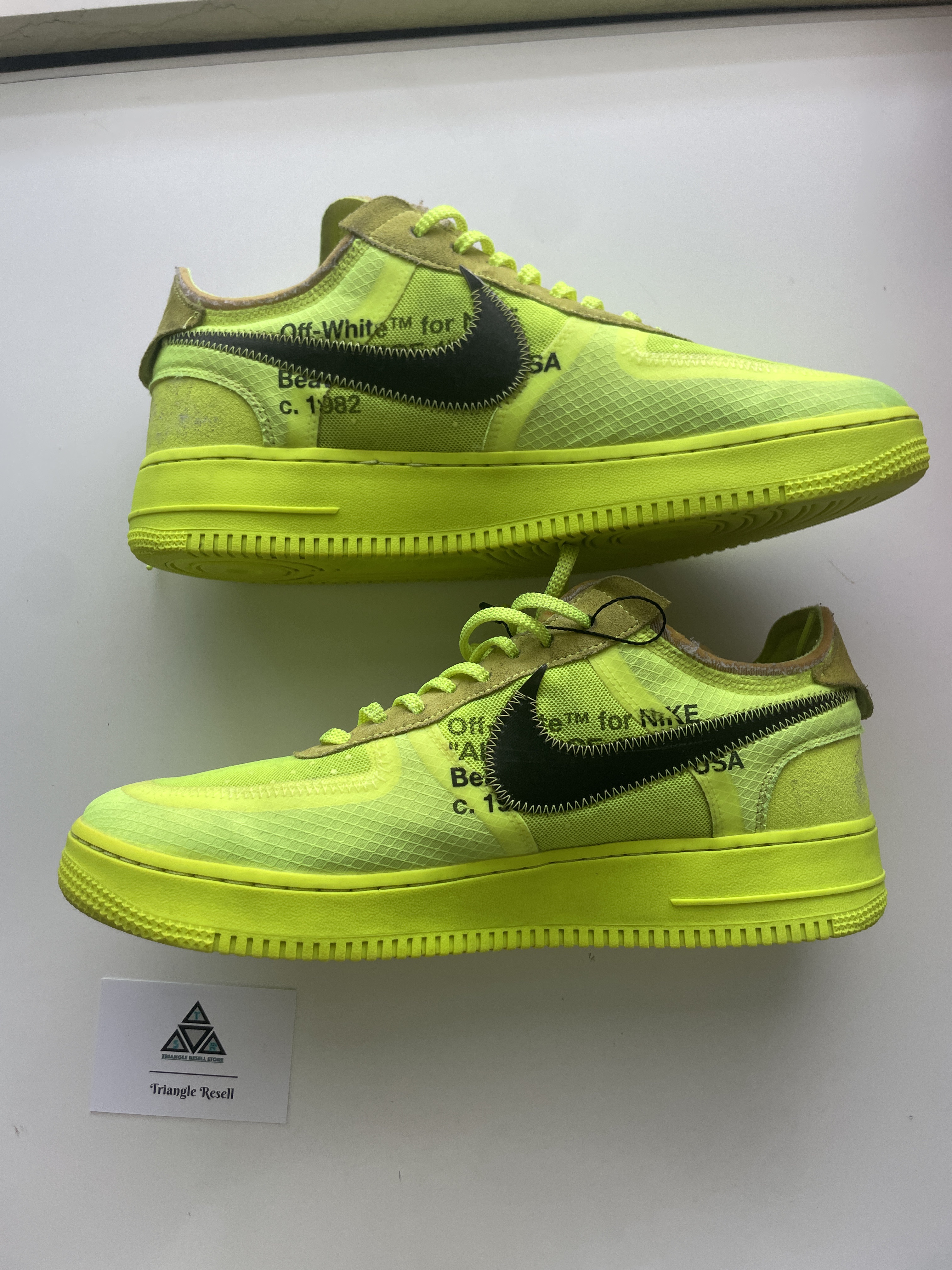 Nike x Off-White Air Force 1 Low 'Volt' (2018) photo 1