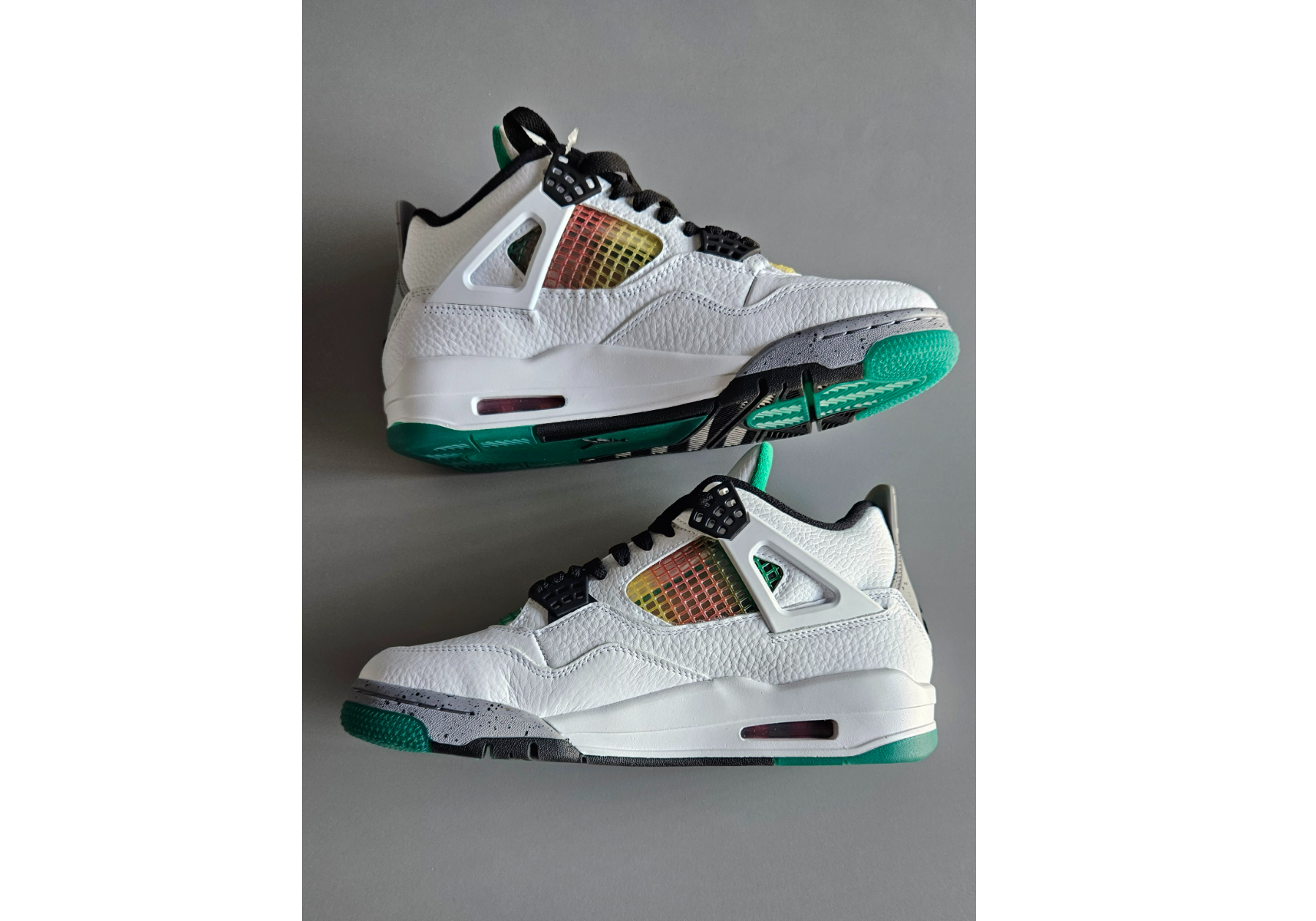 Air Jordan 4 WMNS 'RastaUniversity Red Lucid Green' (2020) photo 2