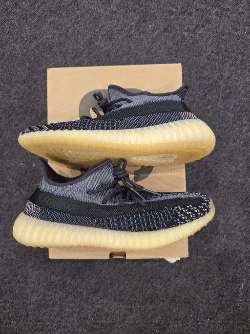 Yeezy Boost 350 V2 'Carbon' (2020)