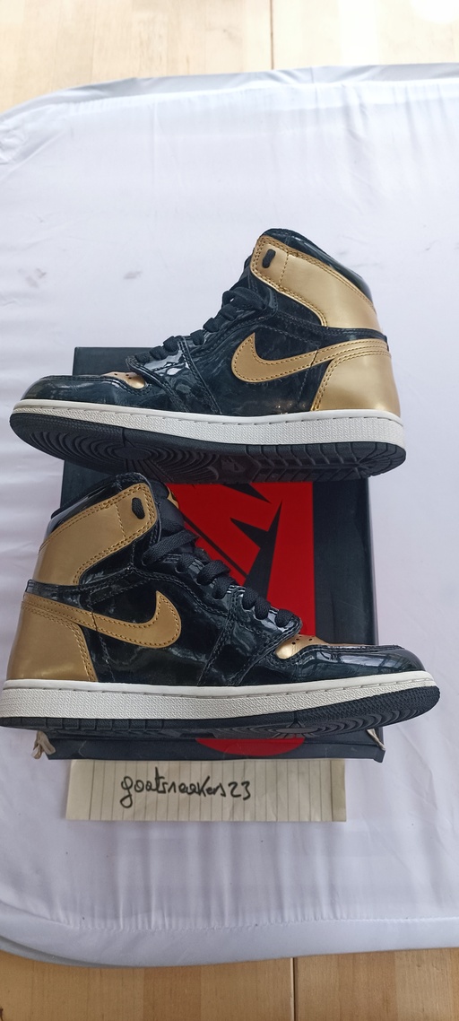 Air Jordan 1 Retro High OG NRG Gold Toe (2018)