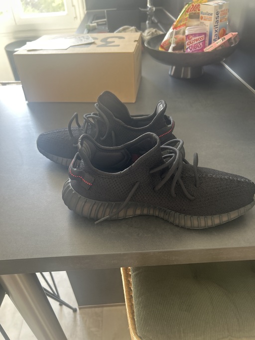 Yeezy Boost 350 V2 Core 'Black Red Bred'