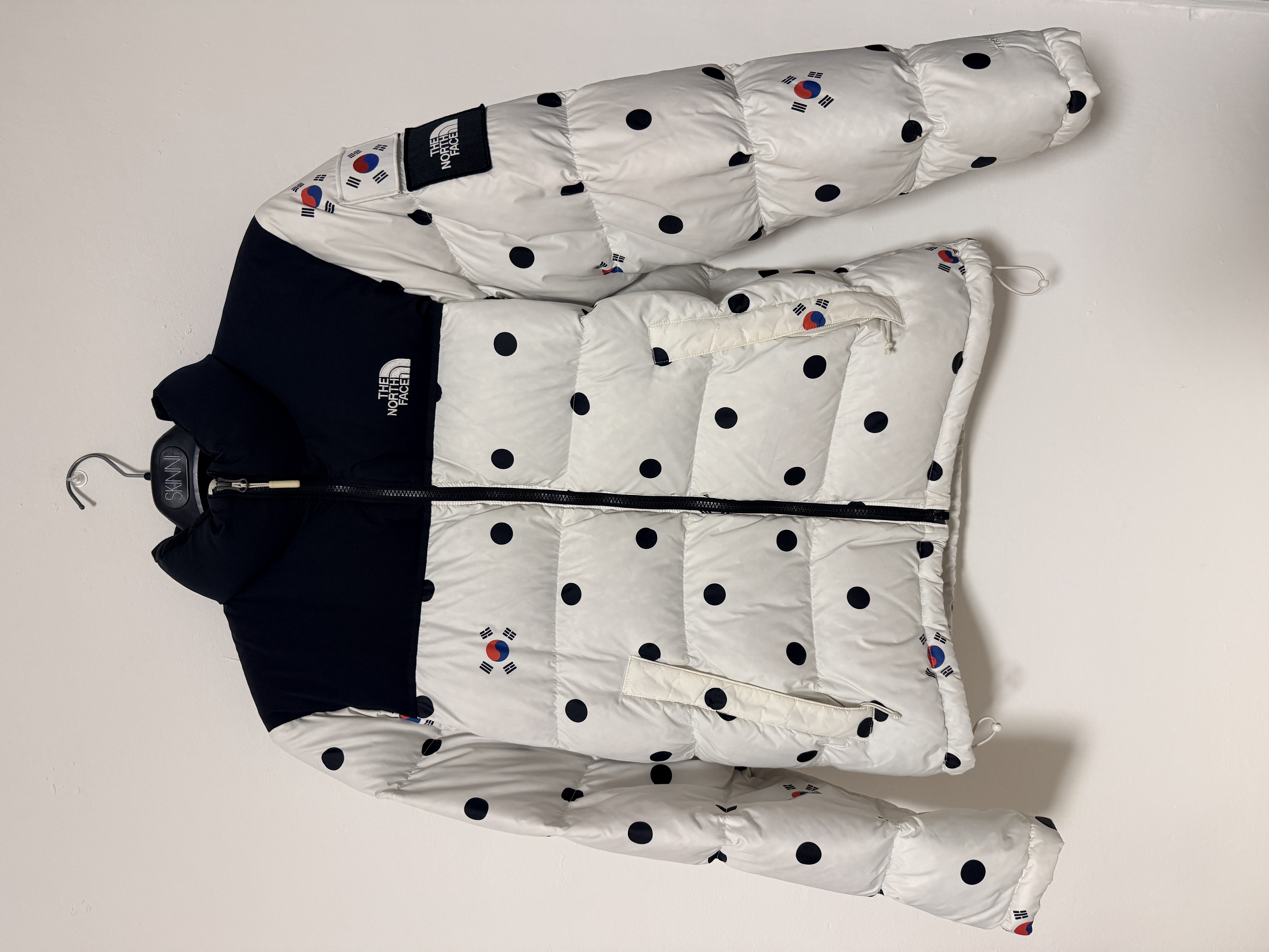 The North Face M IC Nuptse International Puffer TNF Jacket 'South Korea' Dots photo 1