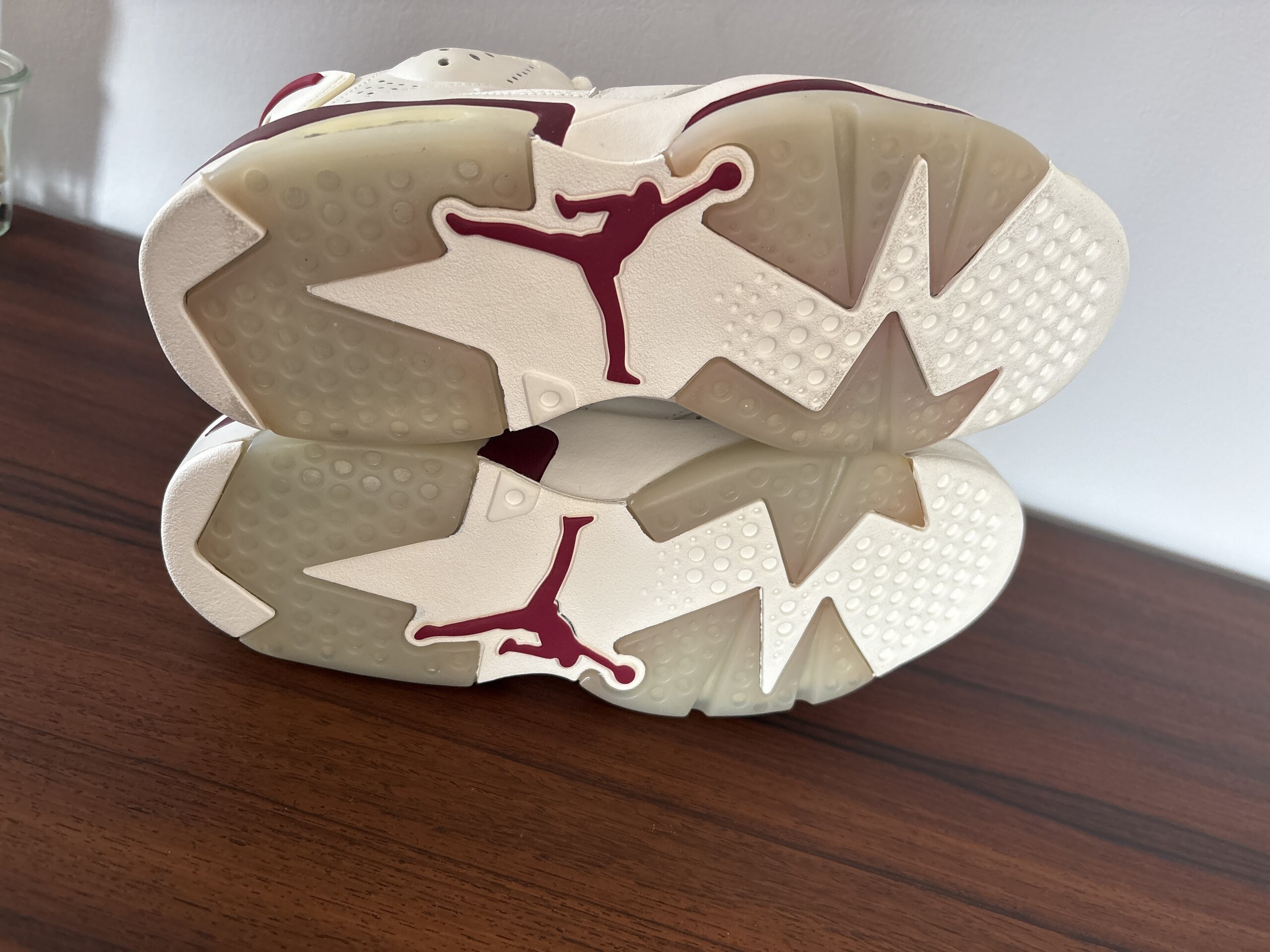 Air Jordan 6 Retro Maroon (2015) photo 5