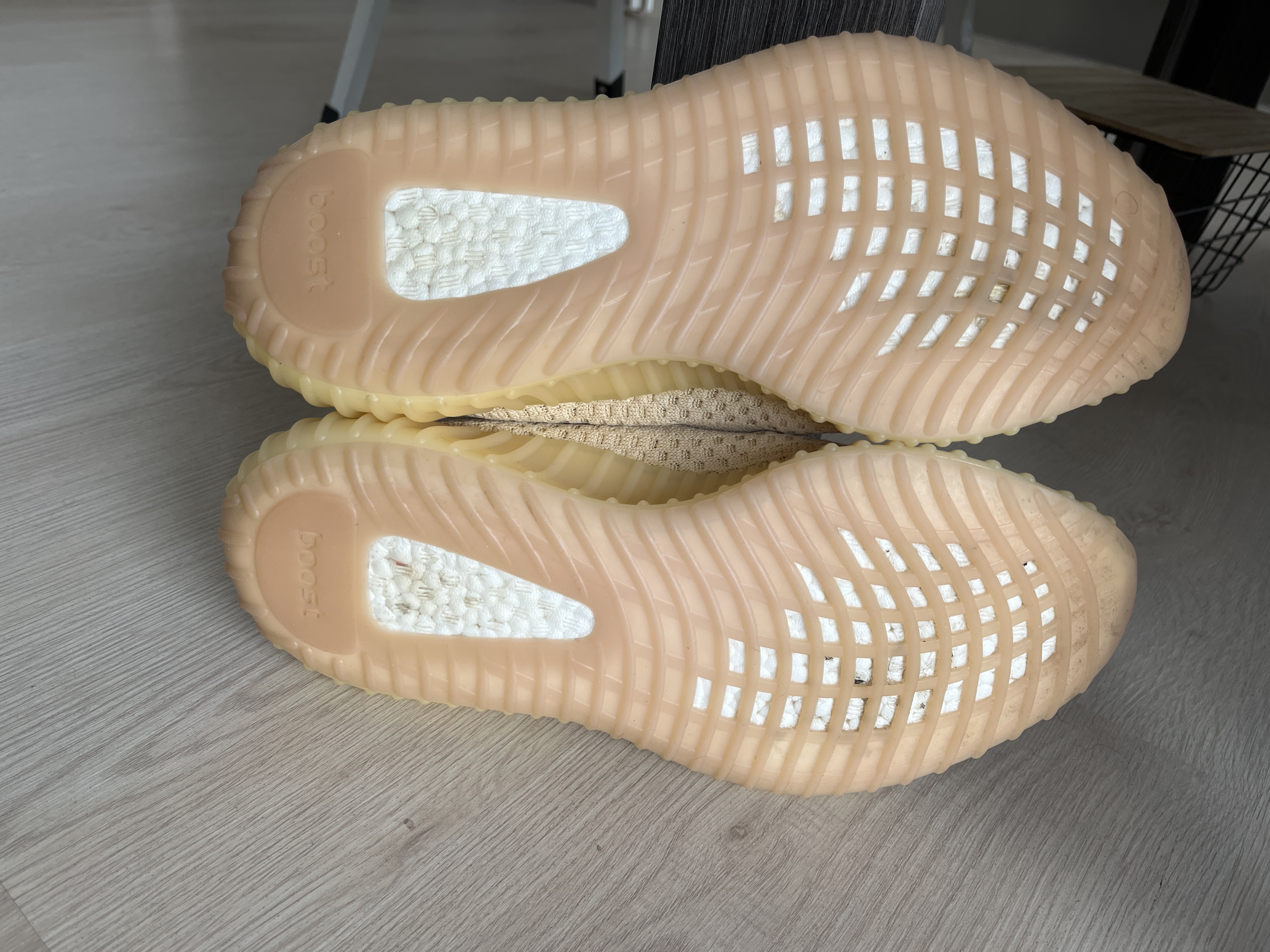 Yeezy Boost 350 V2 'Linen' (2020) photo 5