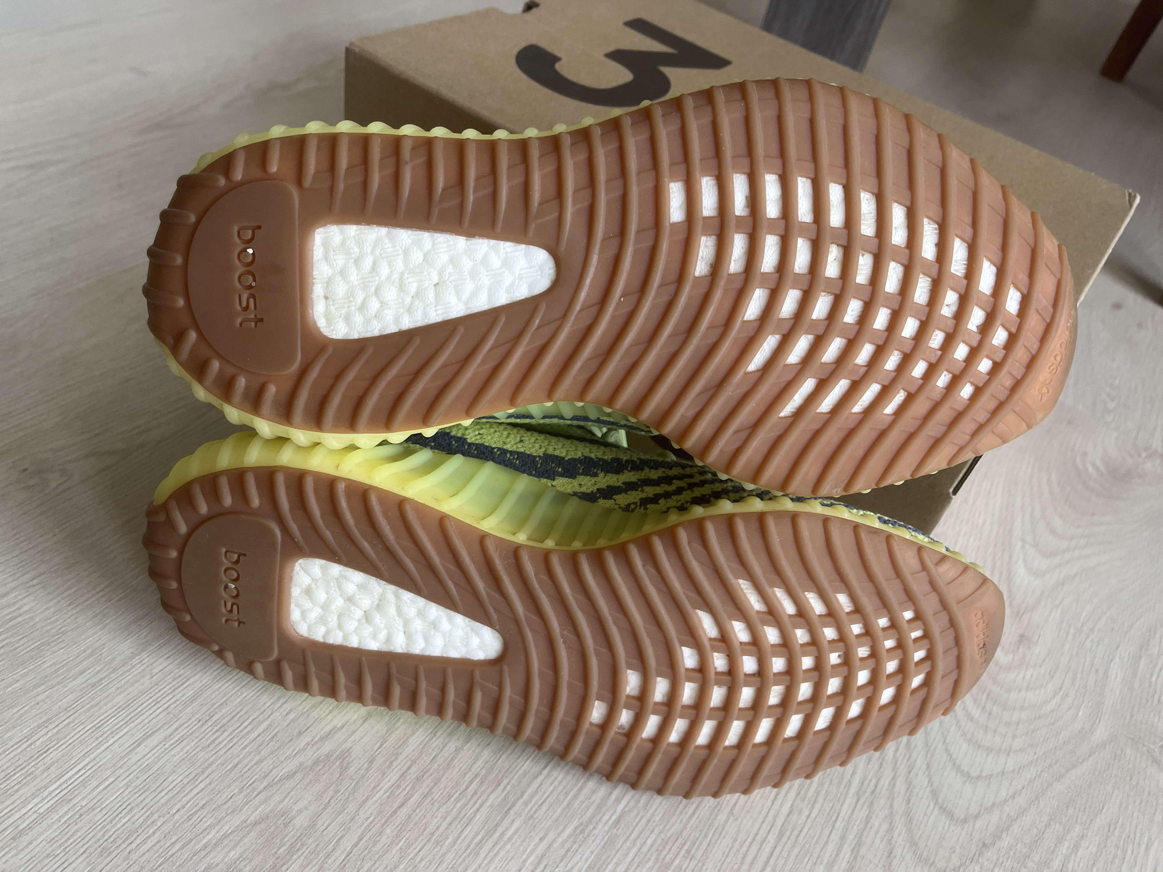 Yeezy Boost 350 V2 'Semi Frozen Yellow' photo 5