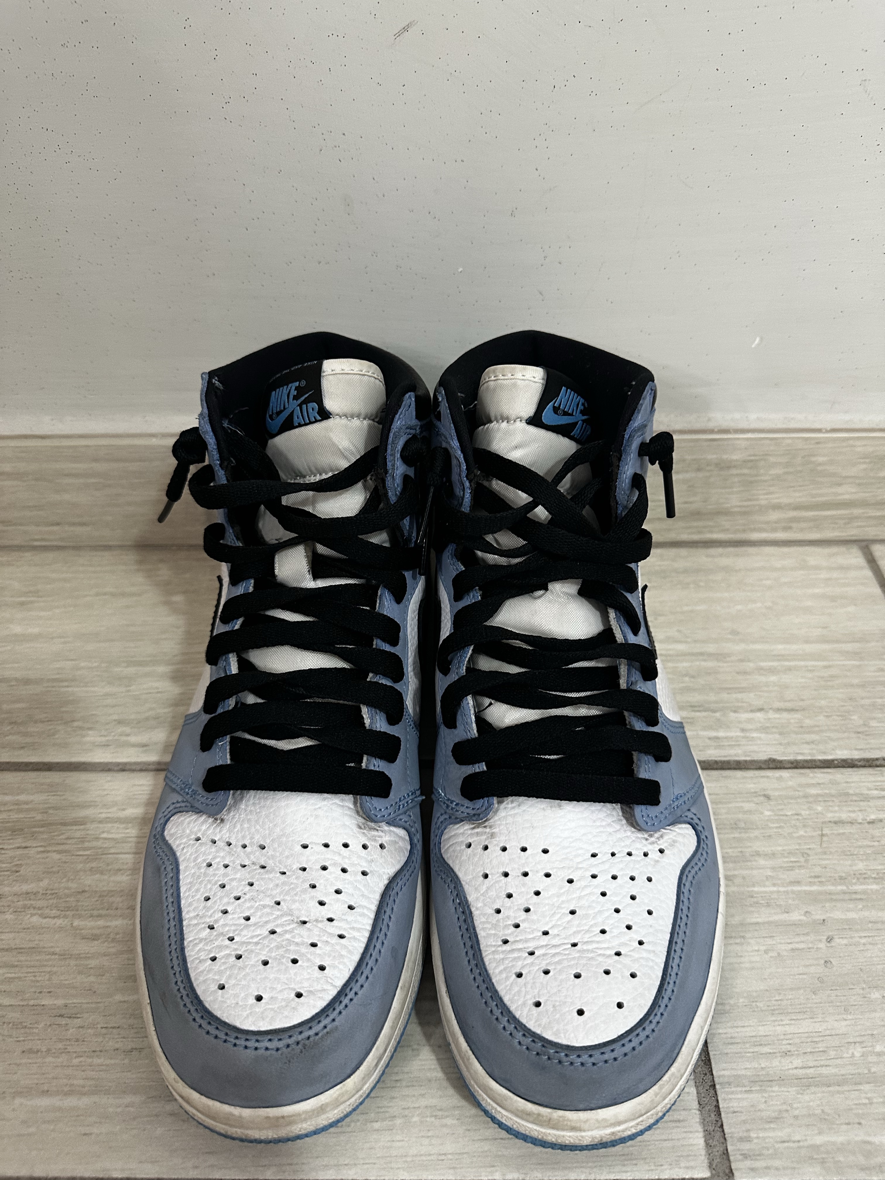 Air Jordan 1 Retro High 'White University Blue' (2021) photo 8