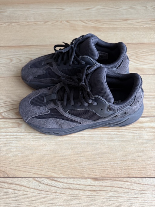 Yeezy Boost 700 'Utility Black'