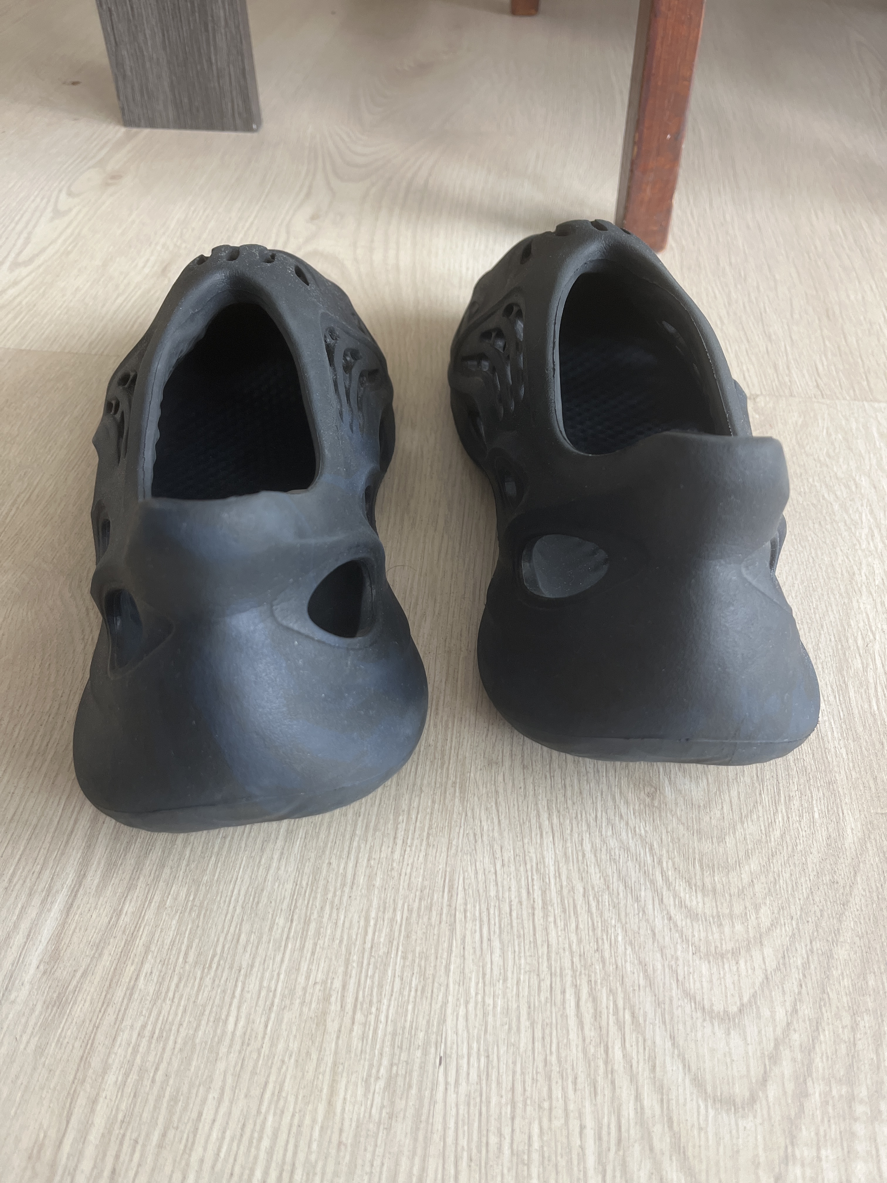 Yeezy Foam Runner 'Mineral Blue' (2021) photo 4