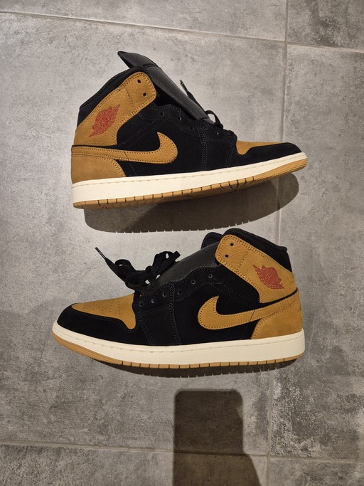 Air Jordan 1 Mid 'Black Flax' (2025)