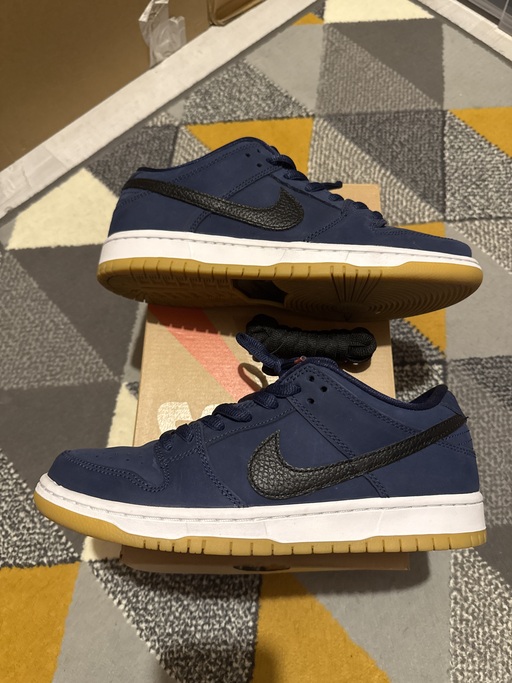 Nike SB Dunk Low Navy Black Gum (2020)