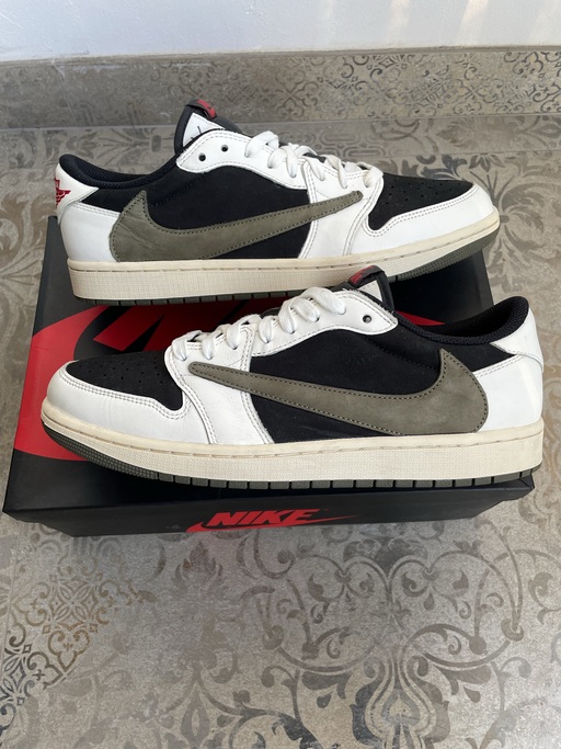Air Jordan x Travis Scott 1 Low OG SP WMNS 'Olive' (2023)