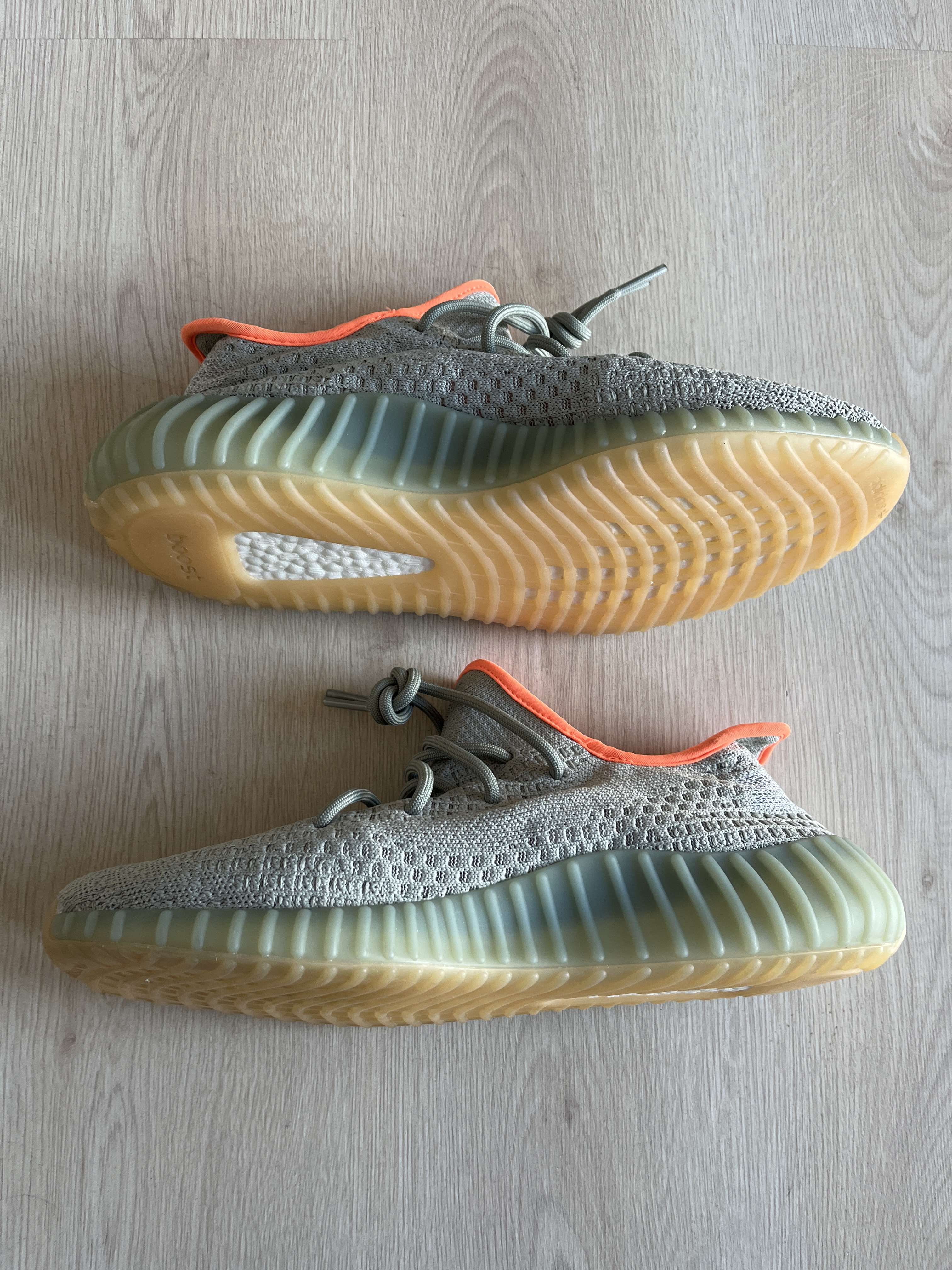 Yeezy Boost 350 V2 'Desert Sage' (2020) photo 2